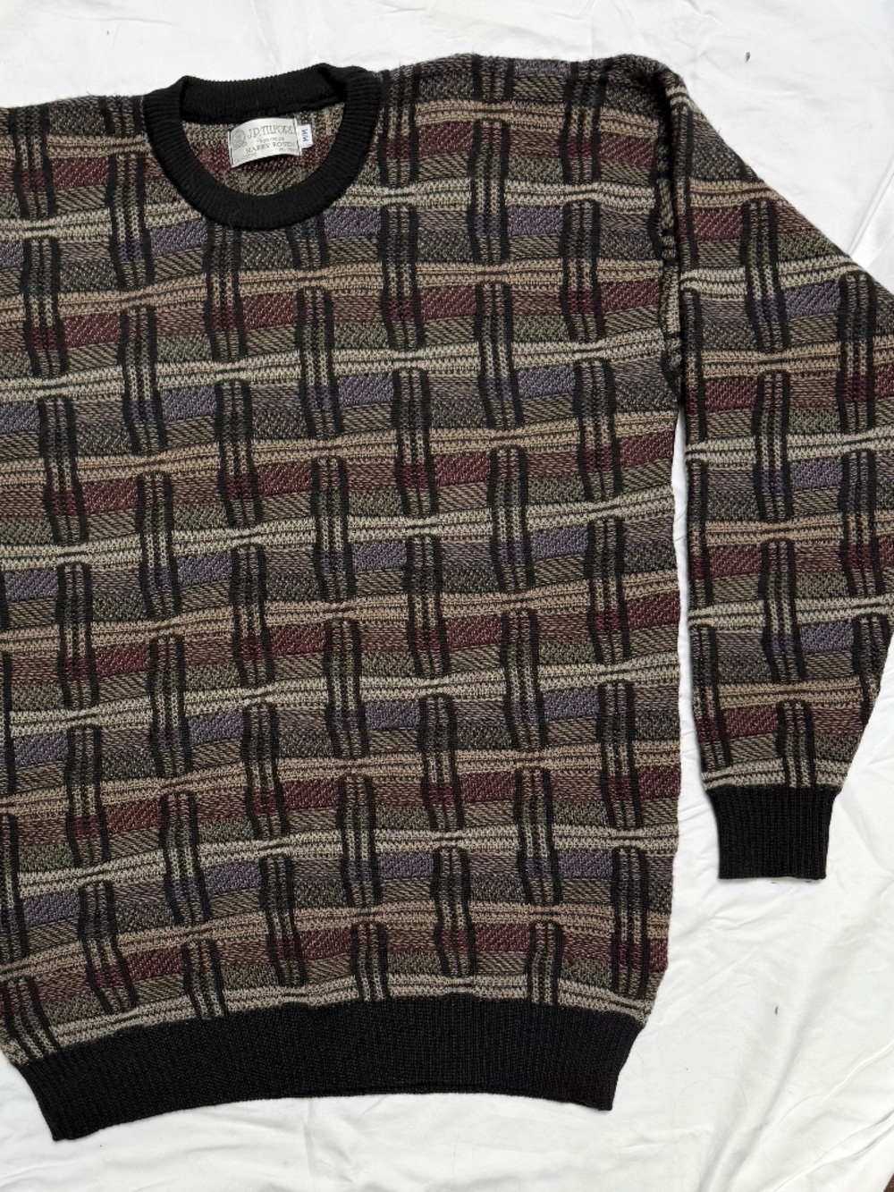 Vintage 90s Harry Rosen 100% Merino Wool "Made in Canada" sweater